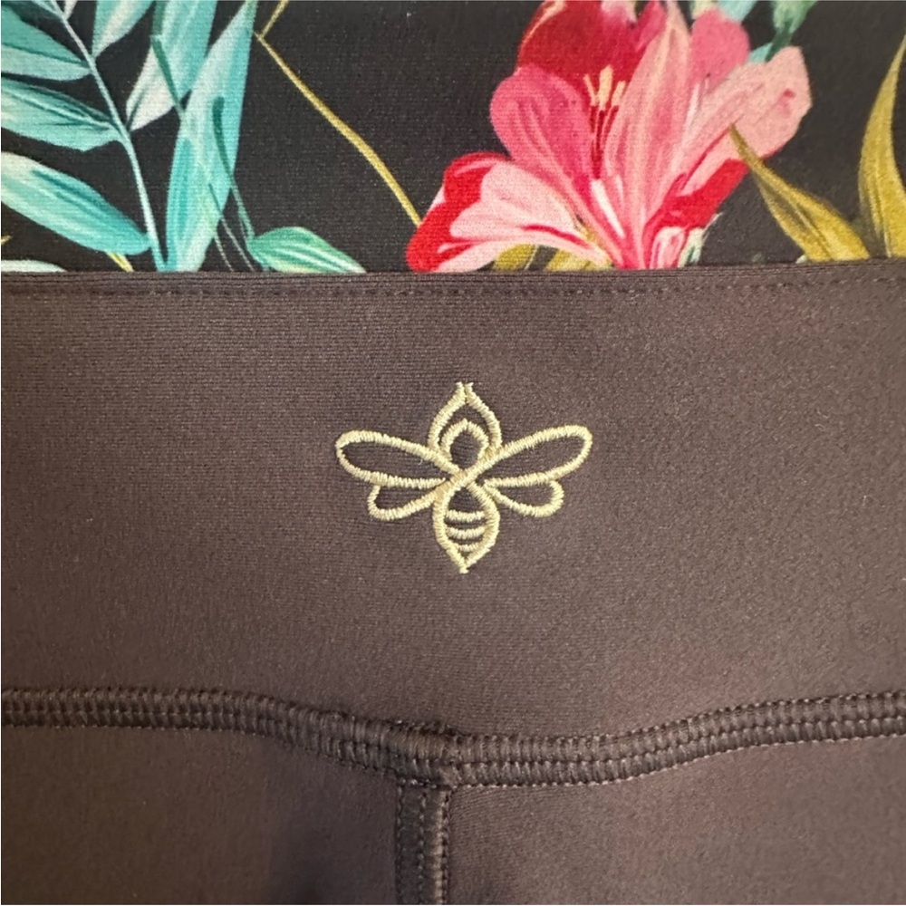 NWT Johnny Was Bee Active High Waist Leggings - Picture 4 of 7